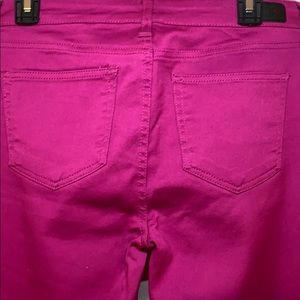 Magenta size 9/29 Celebrity Pink Skinny Jeans
